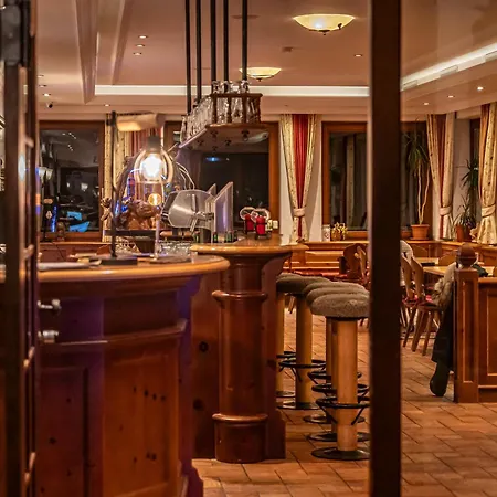 Schönmoosalm Gasthof *